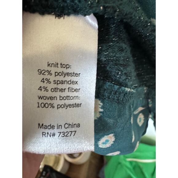 EVRI Plus‎ Size Polka Dot Blouse Spring Green with Shimmer 3x - Picture 4 of 5